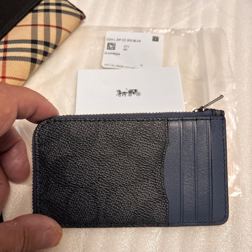 NWT Coach Card Holder Black Navy Blue Textured Credit Card Organizer Zipper Coin